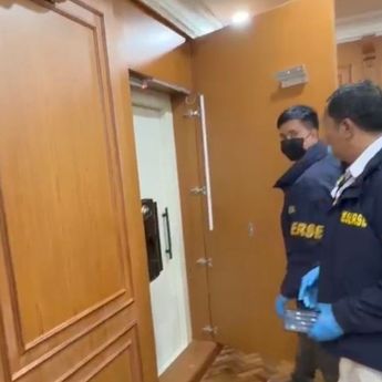 Kortas Polri Temukan 74 Kg Emas Batangan dari Brankas &lsquo;Raksasa&rsquo; di Rumah Mewah Sentul