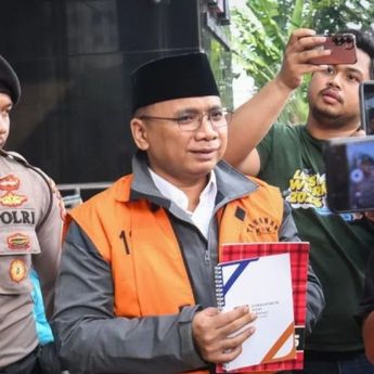 KPK Kembali Tahan Gus Yaqut di Rutan Usai Jalani Perawatan Medis