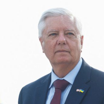 Senator AS Pendukung Israel Meninggal Usai ke Ukraina, Diduga Dianiaya Rusia-Iran