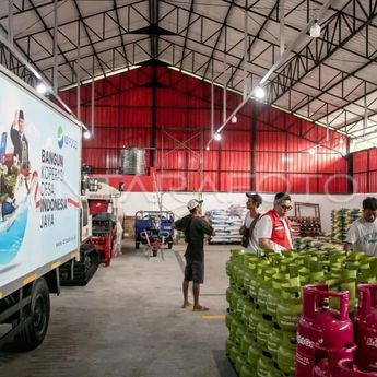 Menkop: Gaji Pegawai Koperasi Merah Putih Disesuaikan dengan Pendapatan Usaha