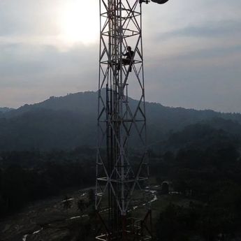 Kemkomdigi Sahkan Hasil Seleksi Frekuensi 700 MHz dan 2,6 GHz untuk Layanan Seluler