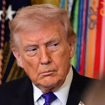 Trump Klaim China Kuasai 220 Juta Data Pemilih AS dan Campuri Pemilu