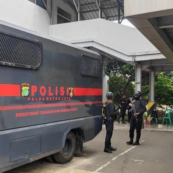 Don Ritto Diserahkan ke Kejaksaan Agung