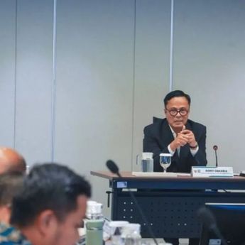 Dony Oskaria Perkuat Sinergi BUMN untuk Optimalkan Layanan Koperasi Merah Putih