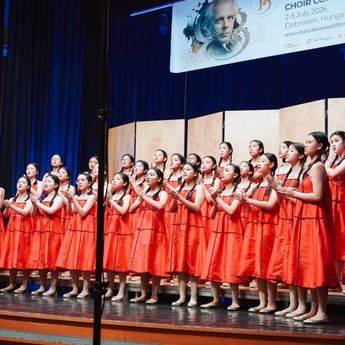Avip Priatna Bersama Paduan Suara Anak TRCC Sabet Gelar Juara Umum di Eropa
