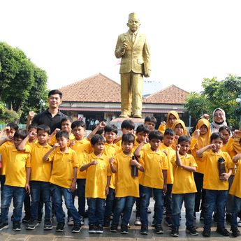 Menuju 500 Tahun Jakarta, UP Museum Kesejarahan Jakarta Ajak Anak-Anak Panti Sosial Petualang Sejarah Lewat Buku Aktivitas