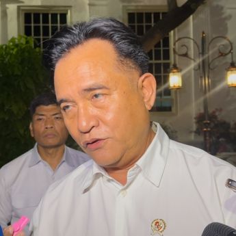 Kejagung Belum Tahan Febrie, Menko Yusril: Tunggu Berproses
