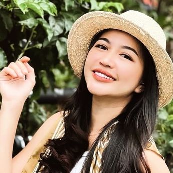 Mantan Istri Young Lex Bagikan Potret Kehamilan Anak Kedua, Netizen Bertanya-tanya