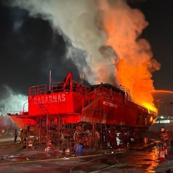 Kapal Basarnas KN SAR Ramawijaya Terbakar Saat Docking di Muara Baru, Tak Ada Korban Jiwa