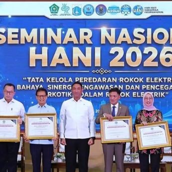 Menkes Tegaskan Rokok Elektrik Berisiko bagi Kesehatan dan Berpotensi Disalahgunakan