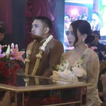 Nathalie Holscher dan Aripat Resmi Menikah