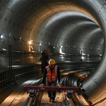 MRT: Stasiun Monas dan Thamrin Target Beroperasi Akhir 2027