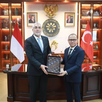 Menteri Mukhtarudin Terima Kunjungan Menteri Tenaga Kerja Turki, Bahas Penguatan Kerja Sama Pelindungan Pekerja Migran
