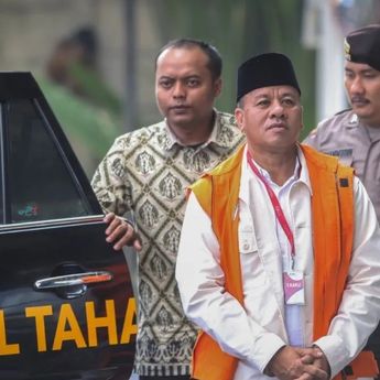 KPK Duga Bupati Kuansing Kumpulkan 46.500 Dolar Singapura untuk Menhut