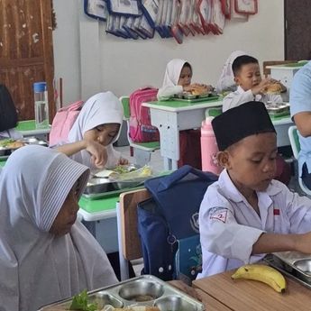 BGN Tambahkan Edukasi Gizi dalam Program MBG, Siswa Akan Belajar Pentingnya Pola Makan Sehat