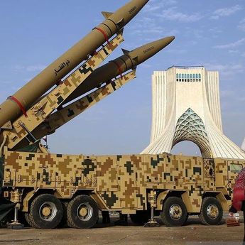Iran Ancam Tutup Selat Hormuz Bagi Pendukung Kebijakan AS soal Aset Beku
