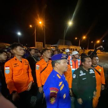 Evakuasi KMP Mutiara Sentosa 2, Polda Jatim Kerahkan 30 Personel