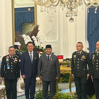Prabowo Terima Lencana Kehormatan dari Komando Perang Khusus Thailand