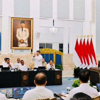 Seskab Teddy: Presiden Prabowo Dorong Sinergi Pemerintah dan Dunia Usaha
