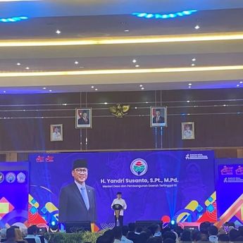 Mendes Tegaskan Kopdes Merah Putih Tidak Bertujuan Menutup Toko Kelontong