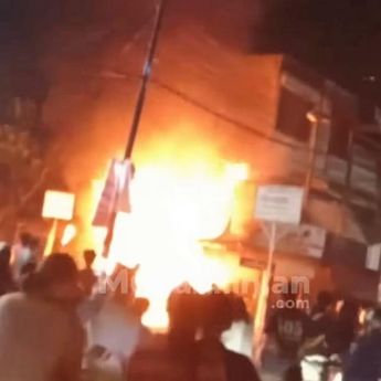 Toko HP di Deli Serdang Kebakaran