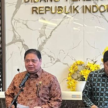 Airlangga Sebut Hilirisasi dan Manufaktur Jadi Motor Serapan Tenaga Kerja