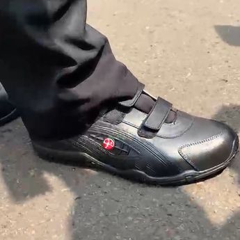 Kepala BRIN Ungkap Prabowo Pesan Sepatu Lokal Harganya di Bawah Rp80 Ribu