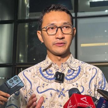 KPK Usut Pemberian 12.500 Dolar Singapura ke Pejabat Kemenhut