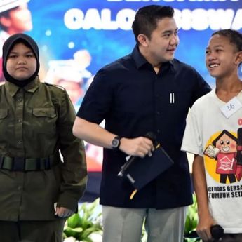 "Sekolah Rakyat Tak Bermutu, Kata Siapa?" Seskab Teddy Buka Suara Soal Kualitas Pendidikan