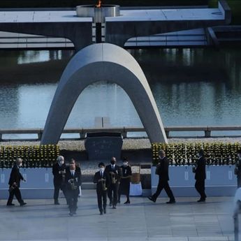PM Jepang Tak Sebut-sebut AS dalam Peringatan Bom Atom Nagasaki