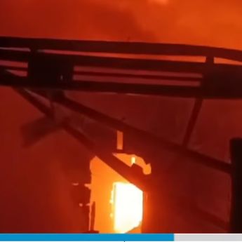 Pabrik Batik dan Xpander Terbakar Hebat