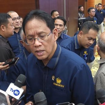 Purbaya Buka Opsi Tunda Lagi Pajak Marketplace, Tunggu Ekonomi Tumbuh 6 Persen