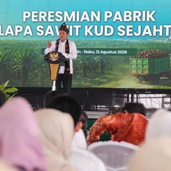 Dukung Hilirisasi Koperasi Sawit, Menkop Targetkan Produksi Minyak Goreng Mandiri