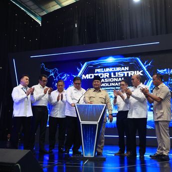 Prabowo Dorong Bunga Cicilan Motor Listrik Turun dan Upayakan Tanpa DP