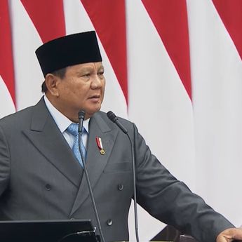 Prabowo Targetkan 100 Ribu Sekolah Direnovasi, Tambah Layar Pintar