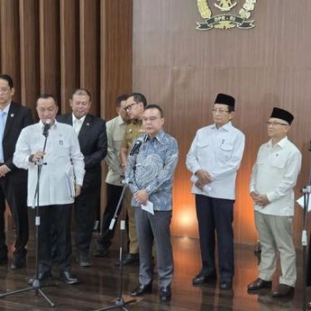 Purbaya Pastikan Pengalihan Status Guru PPPK Tak Ganggu Fiskal Negara