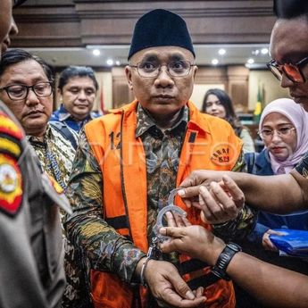 Yaqut Siapkan "Perlawanan' atas Dakwaan Kasus Kuota Haji