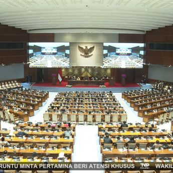 Paripurna Sepakati RUU Minyak dan Gas Bumi jadi Usul Inisiatif DPR