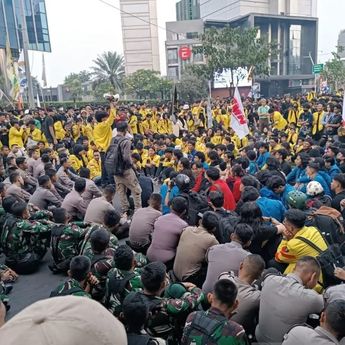 Imbas Demo, Masyarakat Diimbau Hindari Kawasan Sudirman hingga Monas
