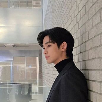 Gelar Fan Meeting, Kim Soo Hyun Siap Temui Fans Indonesia