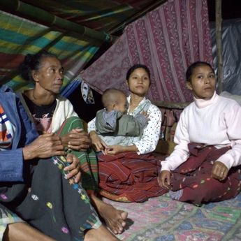 BNPB Mulai Sisir Desa Terdampak Gempa NTT yang Sulit Diakses
