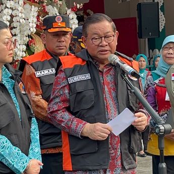 Pramono Salurkan Bantuan untuk Korban Bencana NTT, Total Rp5,8 Miliar