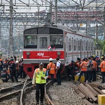 Gegara Temperan, 10 Perjalanan Commuter Line Bogor Terlambat