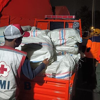 Pelayanan Kesehatan PMI Pertama di Sengari Didirikan di tengah Gelapnya Malam