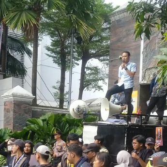 Aktivis Lingkungan Geruduk Kejagung, Soroti Dugaan Kerusakan Alam di Kasus PT Toba Pulp Lestari