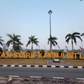 Kabut Asap Menyelimuti Pekanbaru, Bandara SSK II Tetap Layani Penerbangan