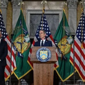 AS Peringatkan China soal Risiko Sanksi Jika Tetap Berbisnis dengan Iran