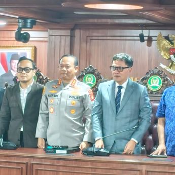 Rekening Botok Akhirnya Diaktifkan, Usai DPR, Polda Metro-Bank Mandiri Konpers
