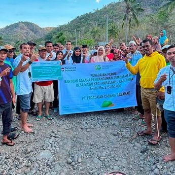 Pegadaian Peduli, Salurkan Bantuan Untuk Pembangunan Jembatan Raba Sa&rsquo;u Desa Mawu
