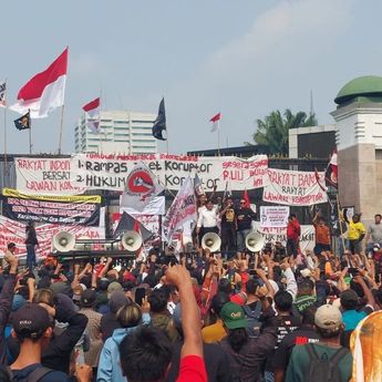 Cek Fakta: Peringatan Asyura Diklaim sebagai Demo Besar di Jakarta
